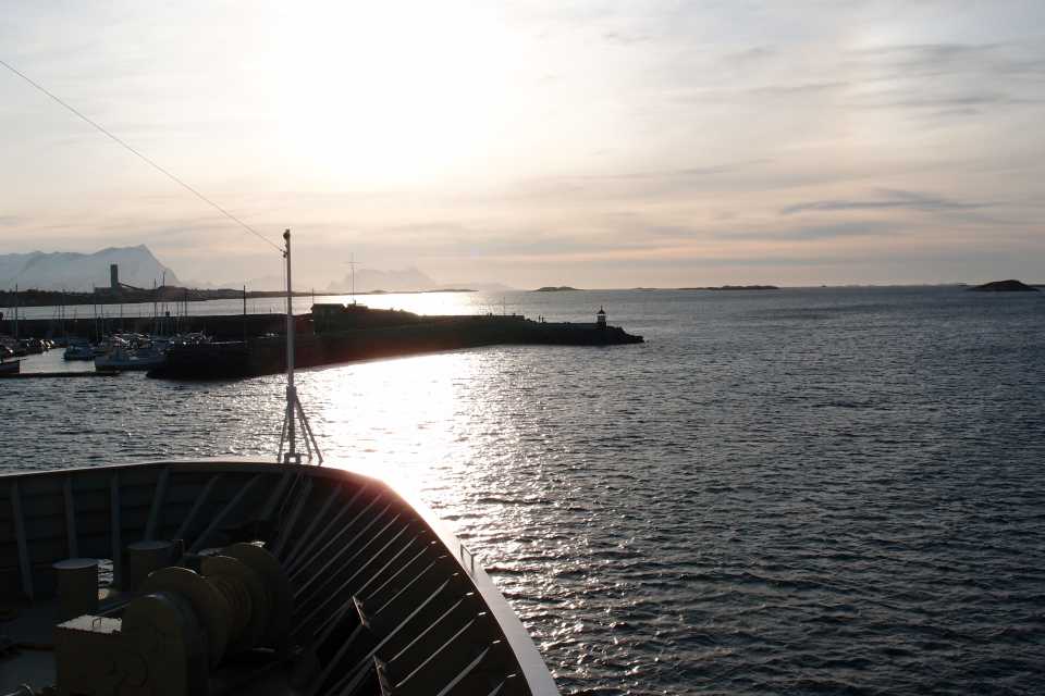 Hurtigruten, Abfahrt von Bodö, 4. März 2012, KK