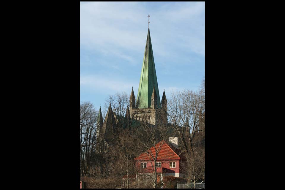 Die Kathedrale von Trondheim, März 2012, by Lookabout's Wife