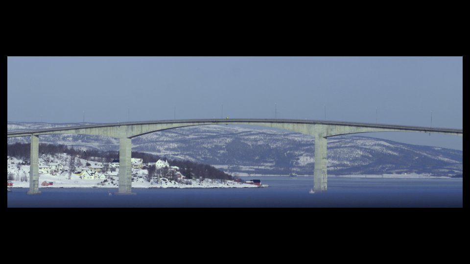 Hurtigruten Tag 5, Brücke bei Finnsnes, Mai 2012