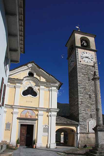 Die Kirche von Mergoscia - Sept 2011